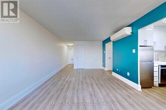 30 Gloucester St in Toronto, ON - Building Photo - Building Photo