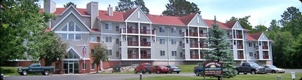 Lakeshore Place in Grand Rapids, MN - Foto de edificio - Building Photo