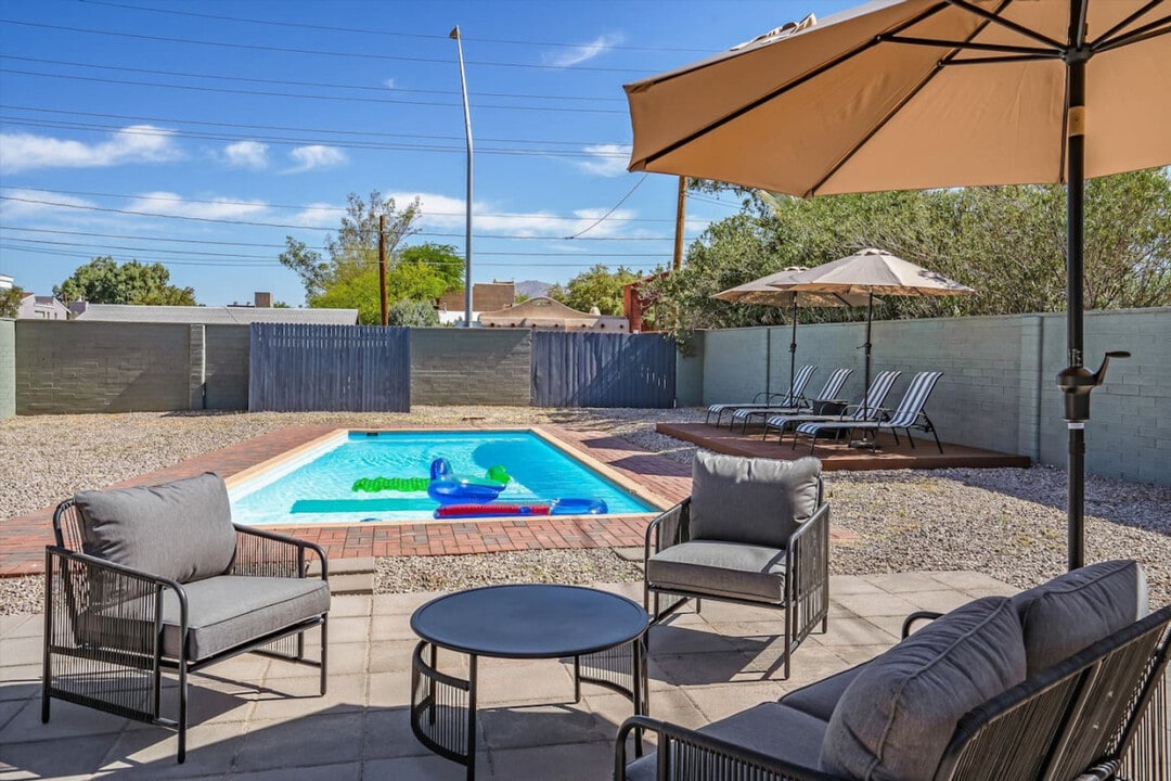 2764 N Warren Ave in Tucson, AZ - Building Photo