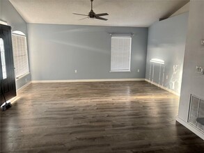 2409 Lincolnshire Ct in Kissimmee, FL - Building Photo - Building Photo