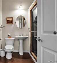 185 York St in Buffalo, NY - Building Photo - Building Photo