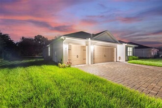 347 Seasons Dr in Punta Gorda, FL - Building Photo - Building Photo