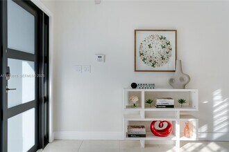 14517 SW 98th Terrace in Miami, FL - Building Photo - Building Photo