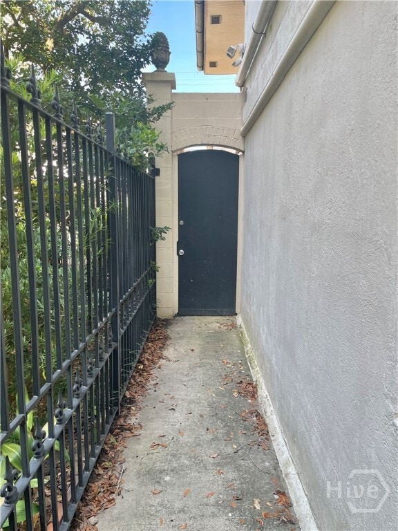property at 312 E Huntingdon St