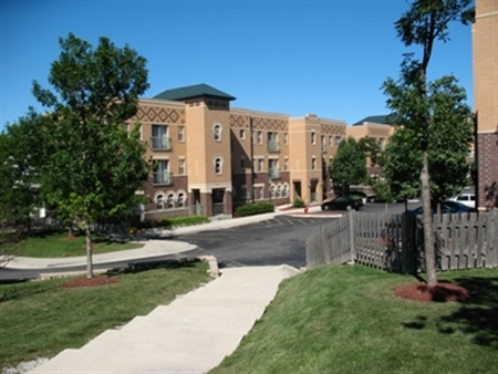 Humboldt Ridge Apartments in Chicago, IL - Foto de edificio