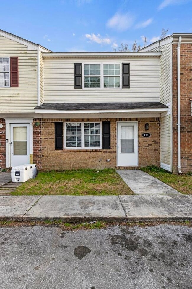 property at 411 Myrtlewood Cir