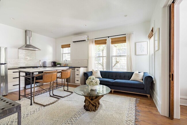 1605 NW 23rd Ave in Portland, OR - Building Photo - Building Photo