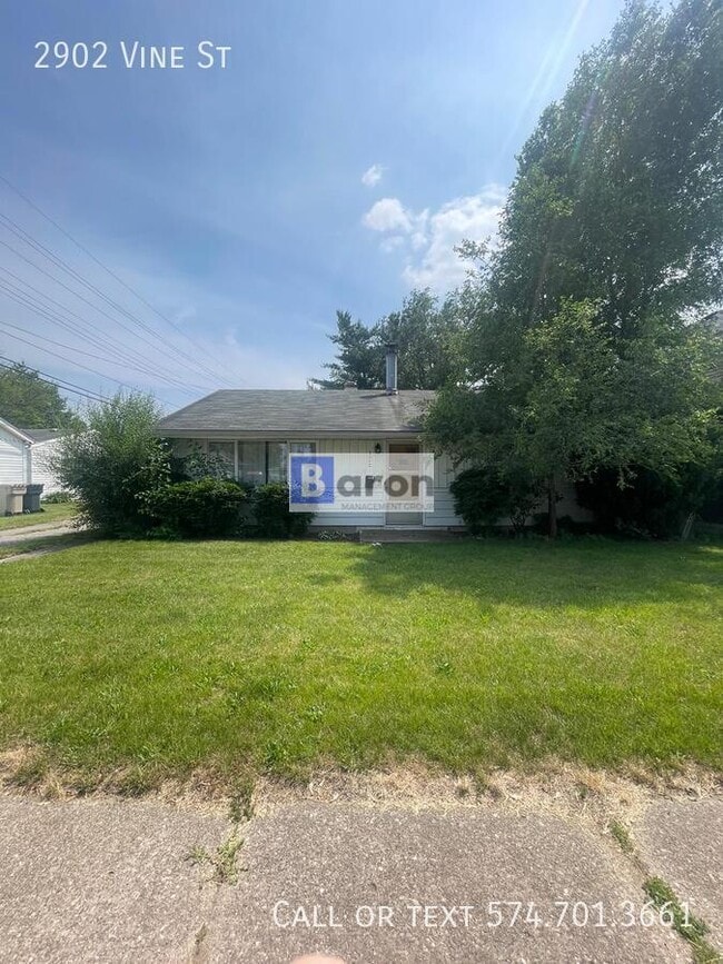 2902 Vine St in South Bend, IN - Building Photo - Building Photo