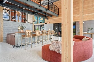 The Shipwright in Lynn, MA - Foto de edificio - Building Photo