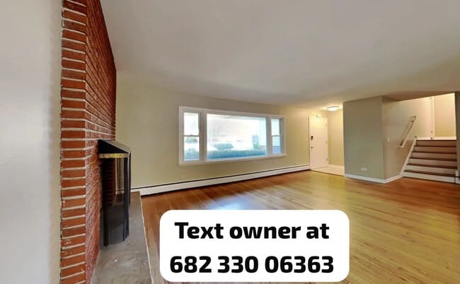 2834 Briarwood Dr E in Arlington Heights, IL - Building Photo - Building Photo
