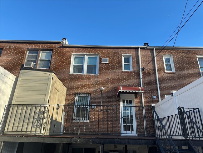 114-72 225th St in Queens, NY - Building Photo - Building Photo