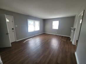 1849 Dunkirk Dr in Lexington, KY - Building Photo - Building Photo