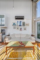 289 Alexander St in Vancouver, BC - Building Photo