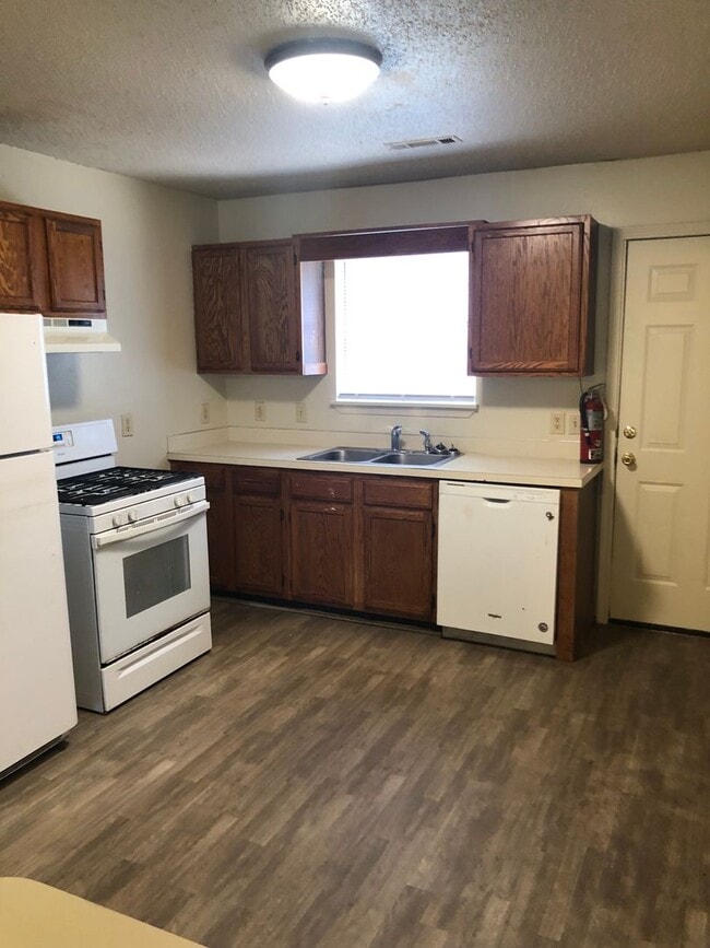 235 Eastern Ave in Fayetteville, AR - Building Photo - Building Photo