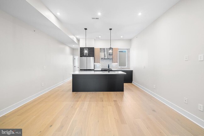 property at 315 W Berks St