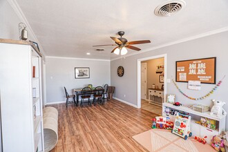 602 Sunrise Ave in Alamogordo, NM - Building Photo - Building Photo