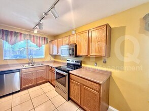 15444 W Banff Ln in Surprise, AZ - Building Photo - Building Photo