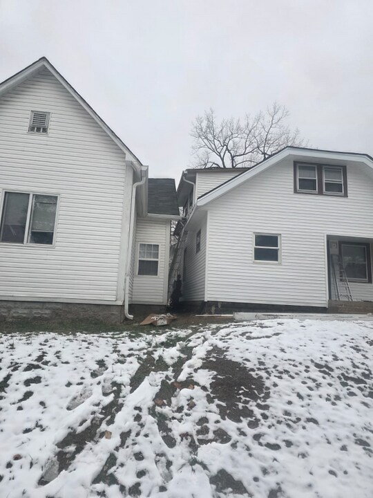 866 W 25th St in Indianapolis, IN - Foto de edificio