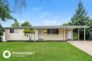 1820 Yaqui Dr in Florissant, MO - Building Photo