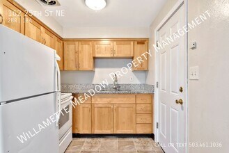 162 25th St NE in Salem, OR - Building Photo - Building Photo