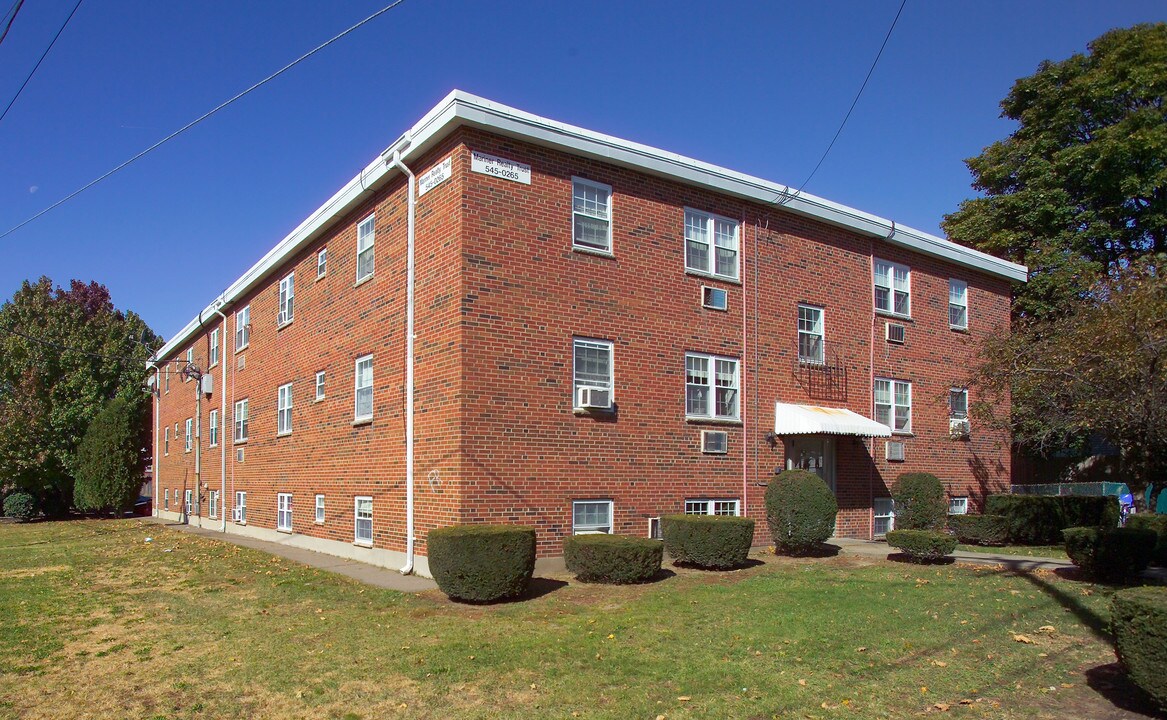 46 Cleverly Ct in Quincy, MA - Foto de edificio