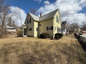 11 Intervale St in Putnam, CT - Building Photo - Building Photo