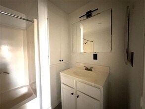 3201 Stephen F Austin Dr in Brownwood, TX - Building Photo - Building Photo