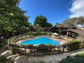 456dela in Monterey, CA - Building Photo - Interior Photo