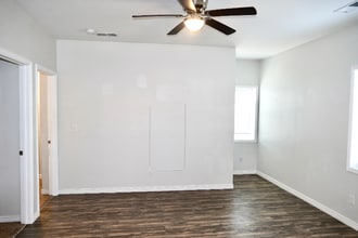 2310 E St Vrain St in Colorado Springs, CO - Foto de edificio - Building Photo