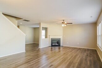 4901 Autumn Sage Landing in Raleigh, NC - Foto de edificio - Building Photo