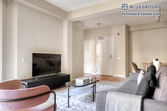 853 Commodore Dr in San Bruno, CA - Building Photo - Building Photo
