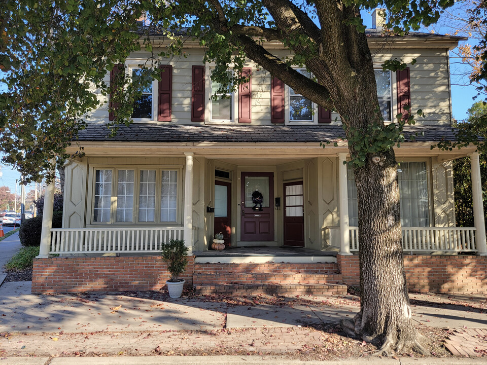 91 Front St, Unit 91 in Lititz, PA - Foto de edificio