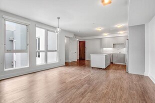 The BW in Los Angeles, CA - Building Photo