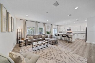 1807 Robinhood St in Sarasota, FL - Building Photo - Building Photo