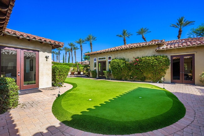 56222 Village Dr in La Quinta, CA - Building Photo - Building Photo