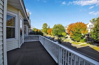 417 W Delavan Ave, Unit 417 W Delavan #2 in Buffalo, NY - Foto de edificio - Building Photo