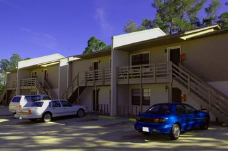 Lake Foy Apartments in Deltona, FL - Building Photo - Building Photo