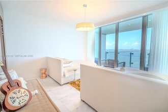 700 NE 26th Terrace in Miami, FL - Building Photo - Building Photo