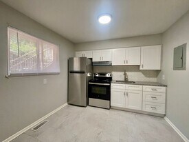 D2 Shepherd Ln in Chapel Hill, NC - Building Photo