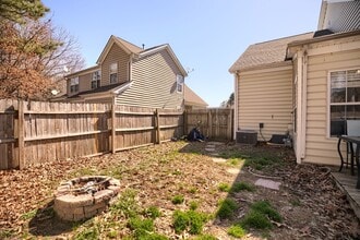 107 Alice Ct in Yorktown, VA - Building Photo - Building Photo