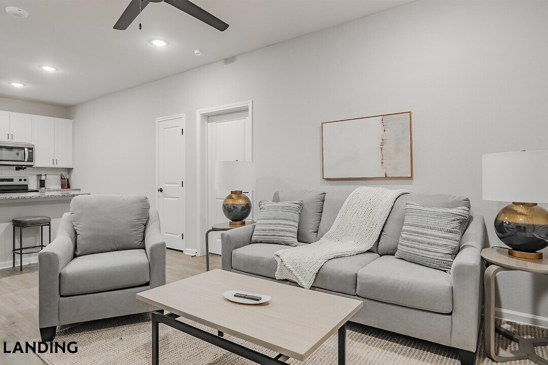 1650 Harris Hill Rd, Unit 07-7311 in San Marcos, TX - Building Photo