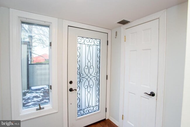 17 Eden Roc in New Hope, PA - Building Photo - Building Photo