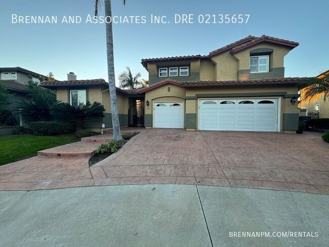 property at 932 Palencia Pl