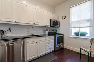 15 Alpha Ave in Toronto, ON - Building Photo - Building Photo