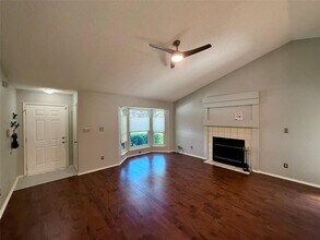 2305 Rick Whinery Dr in Austin, TX - Building Photo - Building Photo