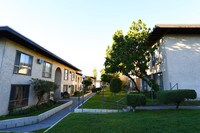 Building Photo - Haddon Hacienda Apartments in Los Angeles, California