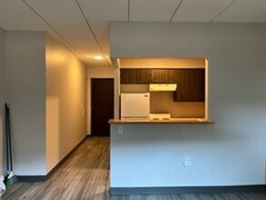 1011 Main St in Woburn, MA - Building Photo - Building Photo