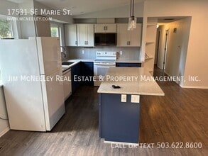 17531 SE Marie St in Portland, OR - Building Photo - Building Photo