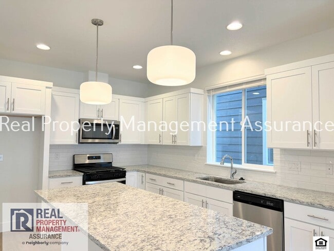 property at 3023 SW Sherman Pl