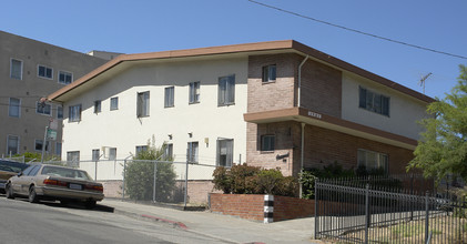 Crestwood Apartments in Oakland, CA - Building Photo - Building Photo